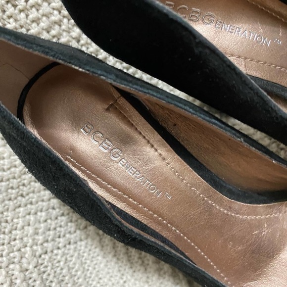 BCBGeneration‎ High Heels, Size 7.5 - Picture 3 of 6